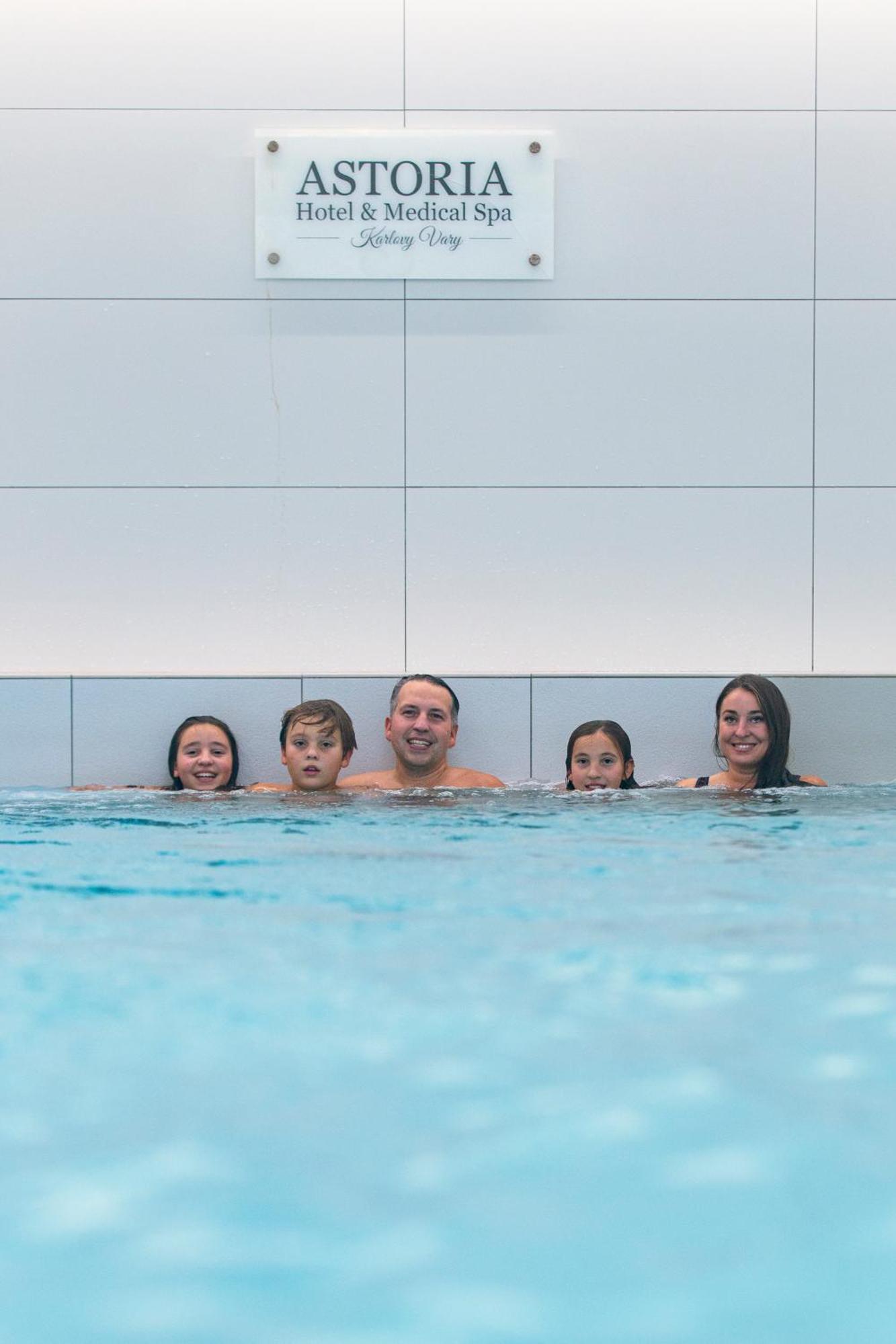 Family Apartments By Astoria Hotel & Medical Spa Karlovy Vary Bagian luar foto